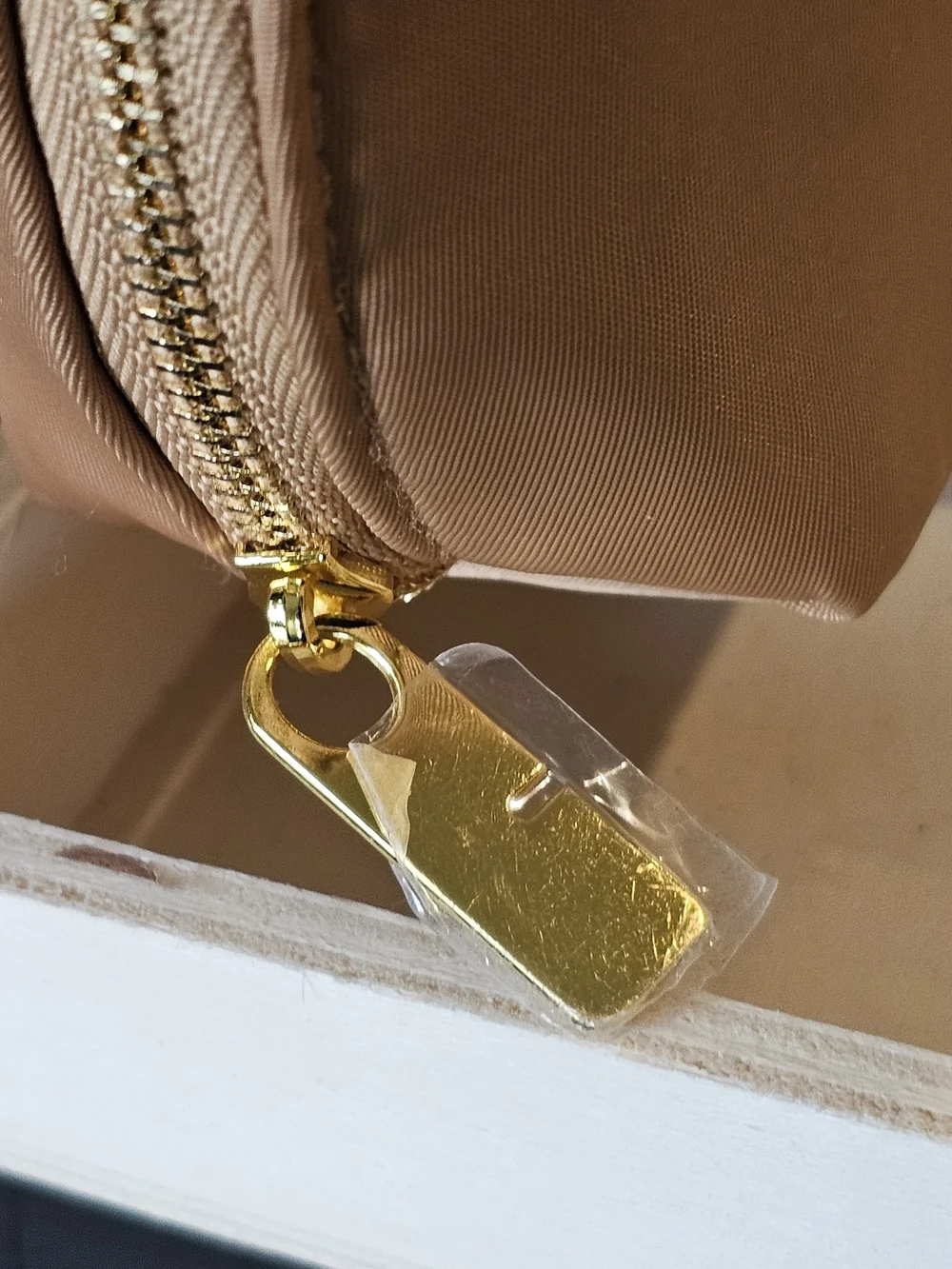 Burberry Tan Clutch with Bronze Crosbody Chain Added NWOT - Picture 4 of 14